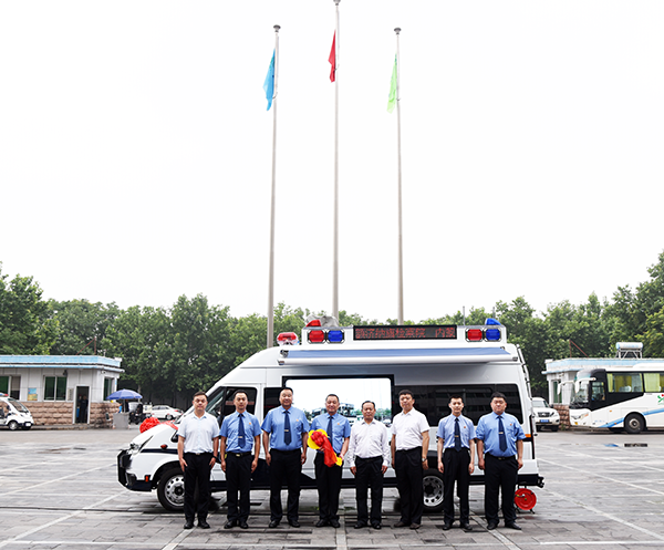 公益訴訟新利器 送法服務(wù)新載體—額濟(jì)納旗人民檢察院“檢察方艙”正式交付(圖7) 公益訴訟新利器 送法服務(wù)新載體—額濟(jì)納旗人民檢察院“檢察方艙”正式交付(圖7)