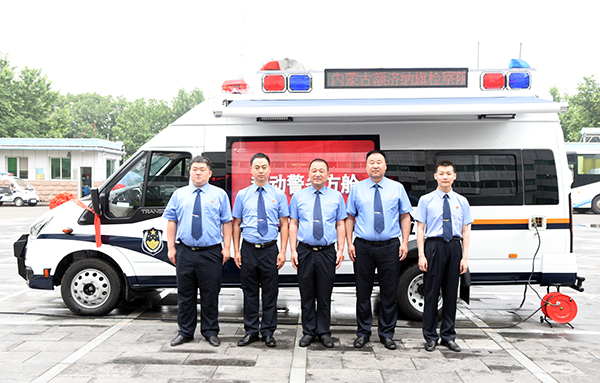 公益訴訟新利器 送法服務(wù)新載體—額濟(jì)納旗人民檢察院“檢察方艙”正式交付(圖8) 公益訴訟新利器 送法服務(wù)新載體—額濟(jì)納旗人民檢察院“檢察方艙”正式交付(圖8)