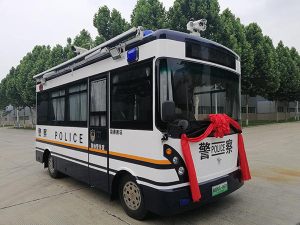 森源鴻馬智慧警務(wù)便民工作站發(fā)往吉林(圖3) 森源鴻馬智慧警務(wù)便民工作站發(fā)往吉林(圖3)