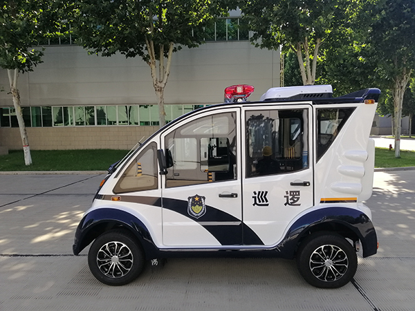 森源鴻馬“藍(lán)精靈”電動(dòng)巡邏車發(fā)往陜西安康市(圖3) 森源鴻馬“藍(lán)精靈”電動(dòng)巡邏車發(fā)往陜西安康市(圖3)