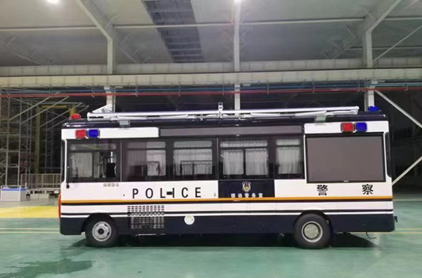 森源鴻馬智慧警務(wù)便民工作站發(fā)往江蘇泰州(圖4) 森源鴻馬智慧警務(wù)便民工作站發(fā)往江蘇泰州(圖4)