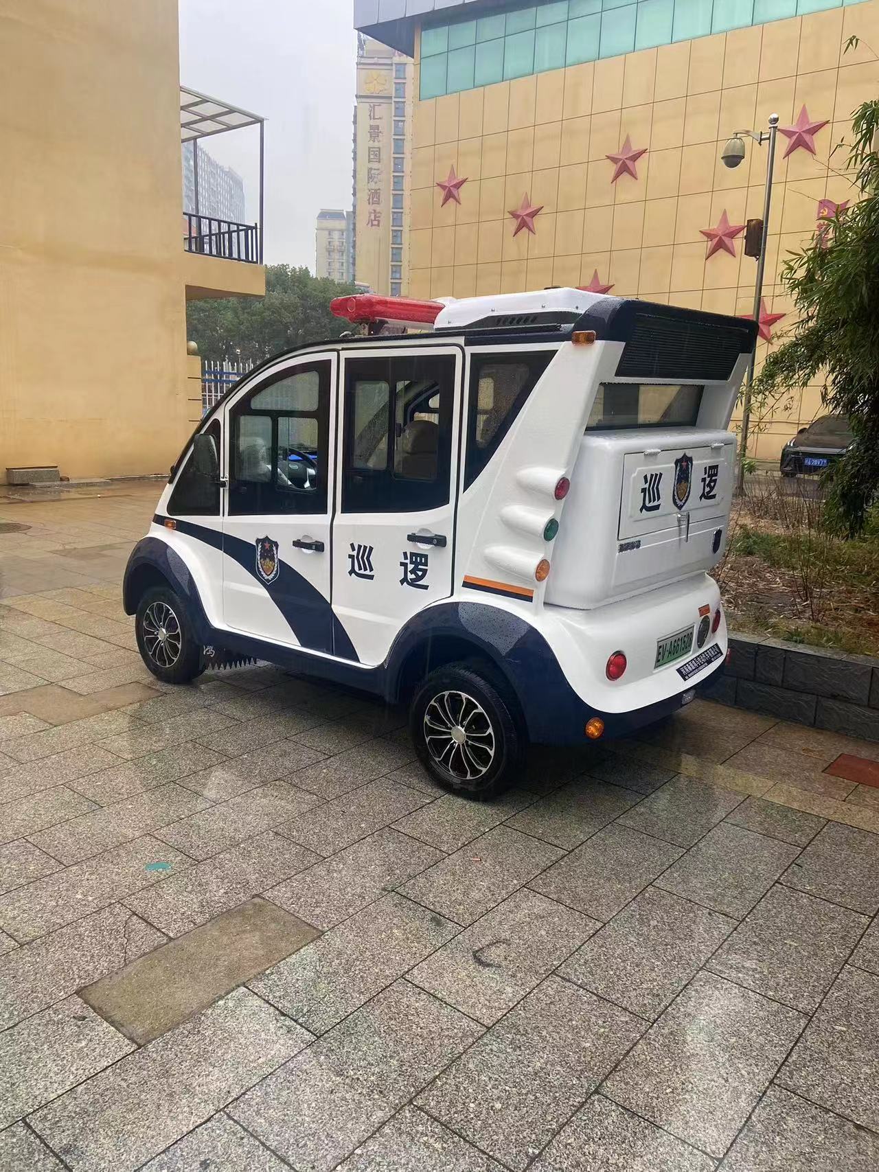 機(jī)動(dòng)靈活 服務(wù)增效||南昌電動(dòng)巡邏車(chē)上崗(圖3) 機(jī)動(dòng)靈活 服務(wù)增效||南昌電動(dòng)巡邏車(chē)上崗(圖3)