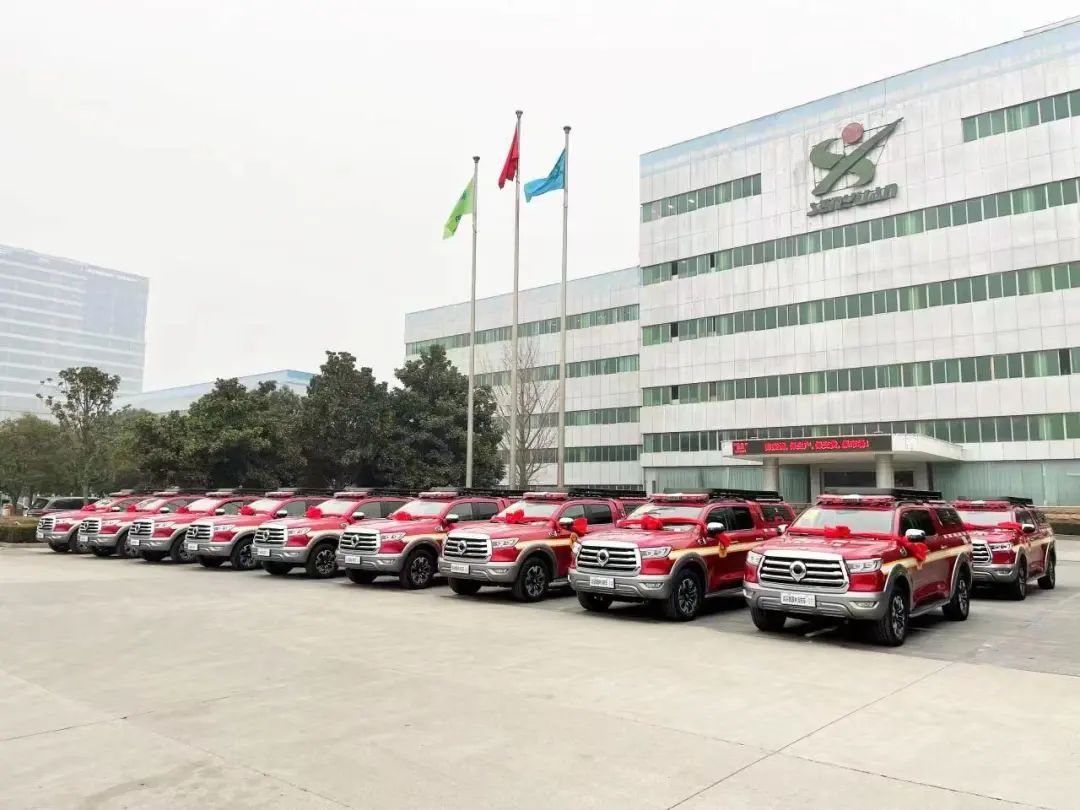 一車多能！森源鴻馬器材消防車(圖1)