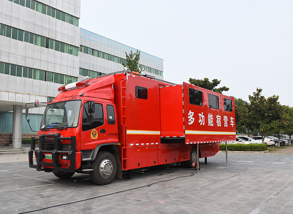 消防員的戰(zhàn)地之“家”||森源鴻馬多功能宿營車(圖3) 消防員的戰(zhàn)地之“家”||森源鴻馬多功能宿營車(圖3)