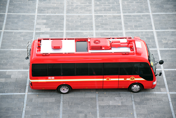 通信指揮消防車(圖2) 通信指揮消防車(圖2)