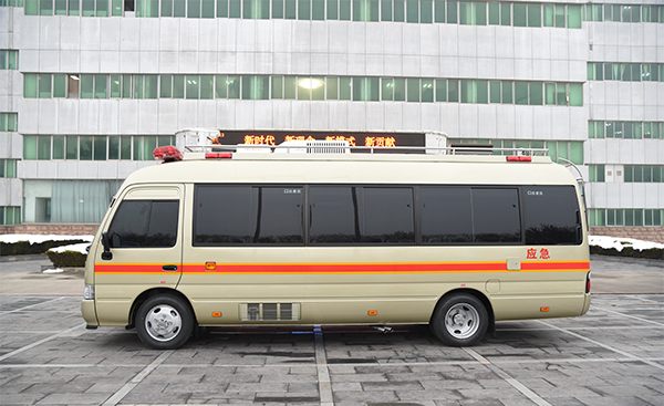 森源鴻馬通信指揮車發(fā)往吉林(圖4) 森源鴻馬通信指揮車發(fā)往吉林(圖4)