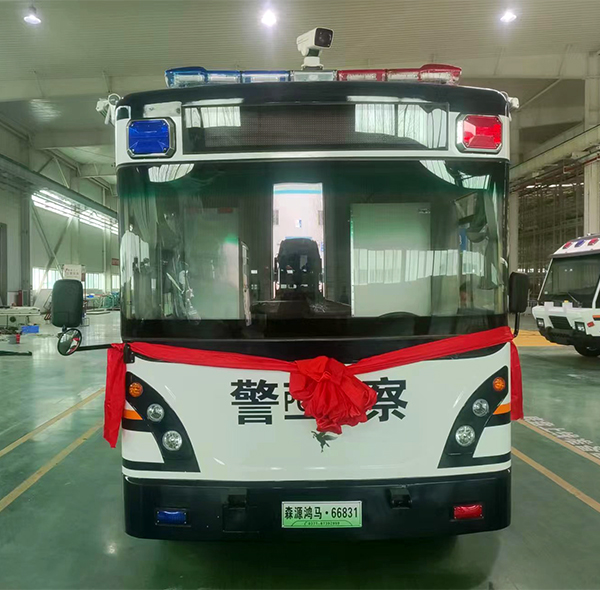 讓安全感看得見！森源鴻馬智慧警務便民工作站發(fā)往鄭州(圖1)