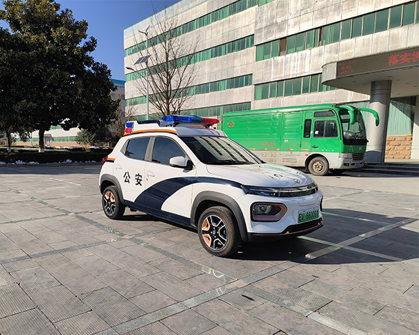 森源鴻馬電動(dòng)巡邏車發(fā)往河北(圖2) 森源鴻馬電動(dòng)巡邏車發(fā)往河北(圖2)