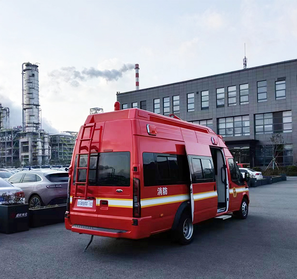 江蘇通信指揮消防車列裝||信息化主導 智能化研判 可視化指揮(圖3) 江蘇通信指揮消防車列裝||信息化主導 智能化研判 可視化指揮(圖3)