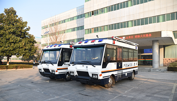 智慧警務(wù) 暖警便民||森源鴻馬智慧警務(wù)便民工作站發(fā)往洛陽(圖2) 智慧警務(wù) 暖警便民||森源鴻馬智慧警務(wù)便民工作站發(fā)往洛陽(圖2)
