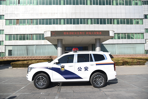 運(yùn)籌帷幄 掌控全局—森源鴻馬通信指揮車發(fā)往四川(圖4) 運(yùn)籌帷幄 掌控全局—森源鴻馬通信指揮車發(fā)往四川(圖4)
