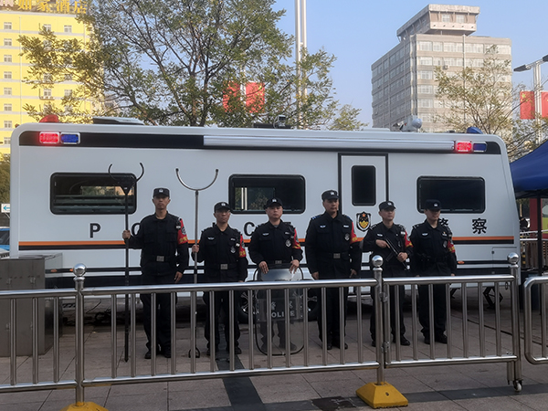 森源鴻馬移動警務(wù)室賦能“智慧警務(wù)”(圖4) 森源鴻馬移動警務(wù)室賦能“智慧警務(wù)”(圖4)