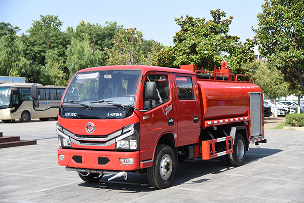 滅火救援利器||森源鴻馬水罐車(圖1) 滅火救援利器||森源鴻馬水罐車(圖1)